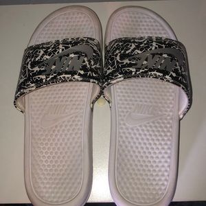 Nike slides